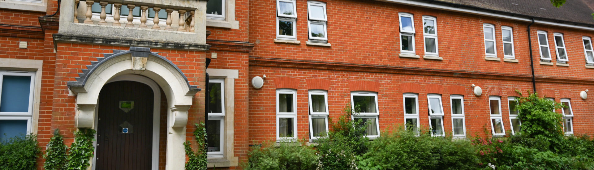 Victoria House Exterior Banner