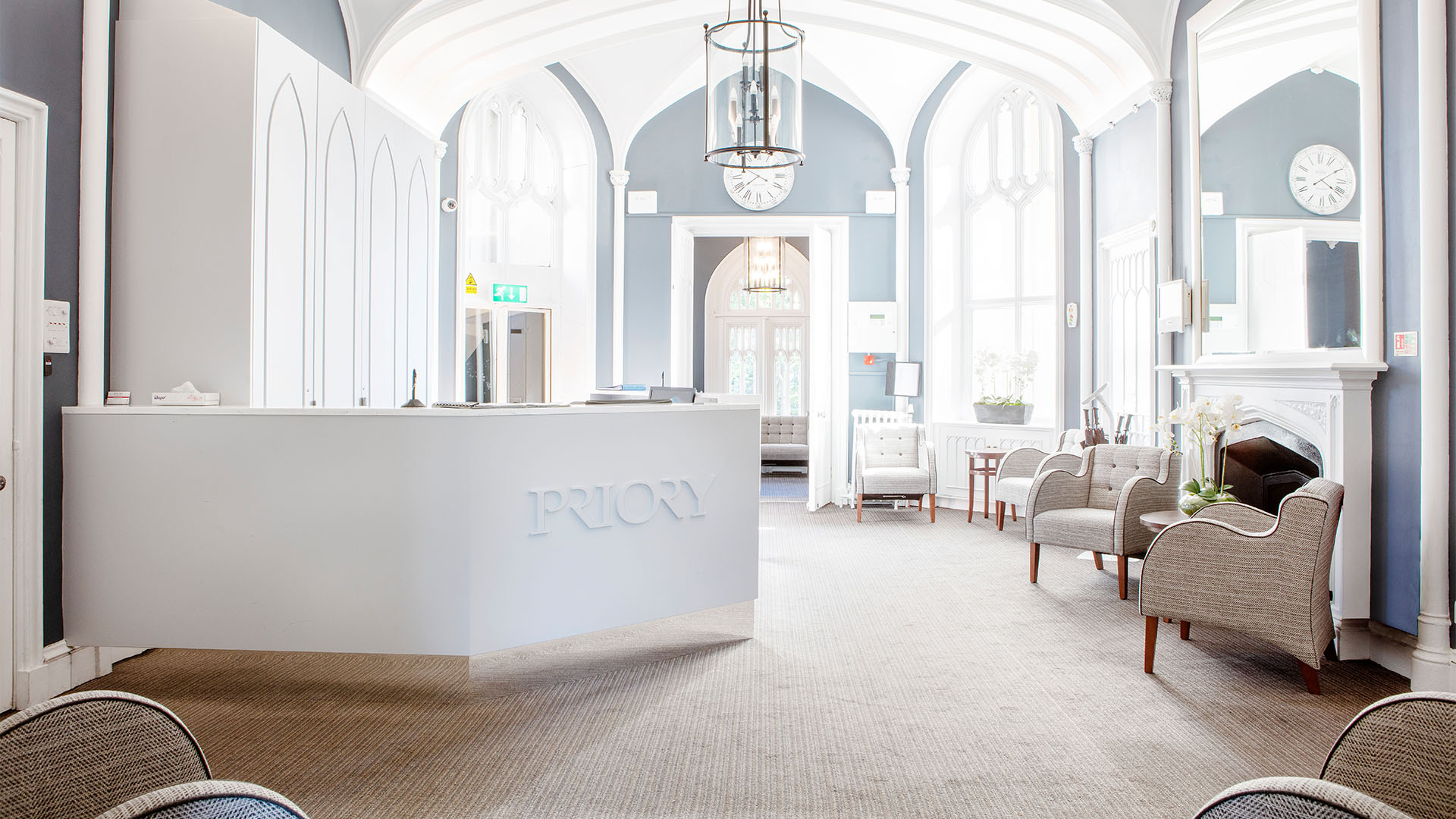 Gallery Priory Hospital Roehampton Entrance And Waiting Area