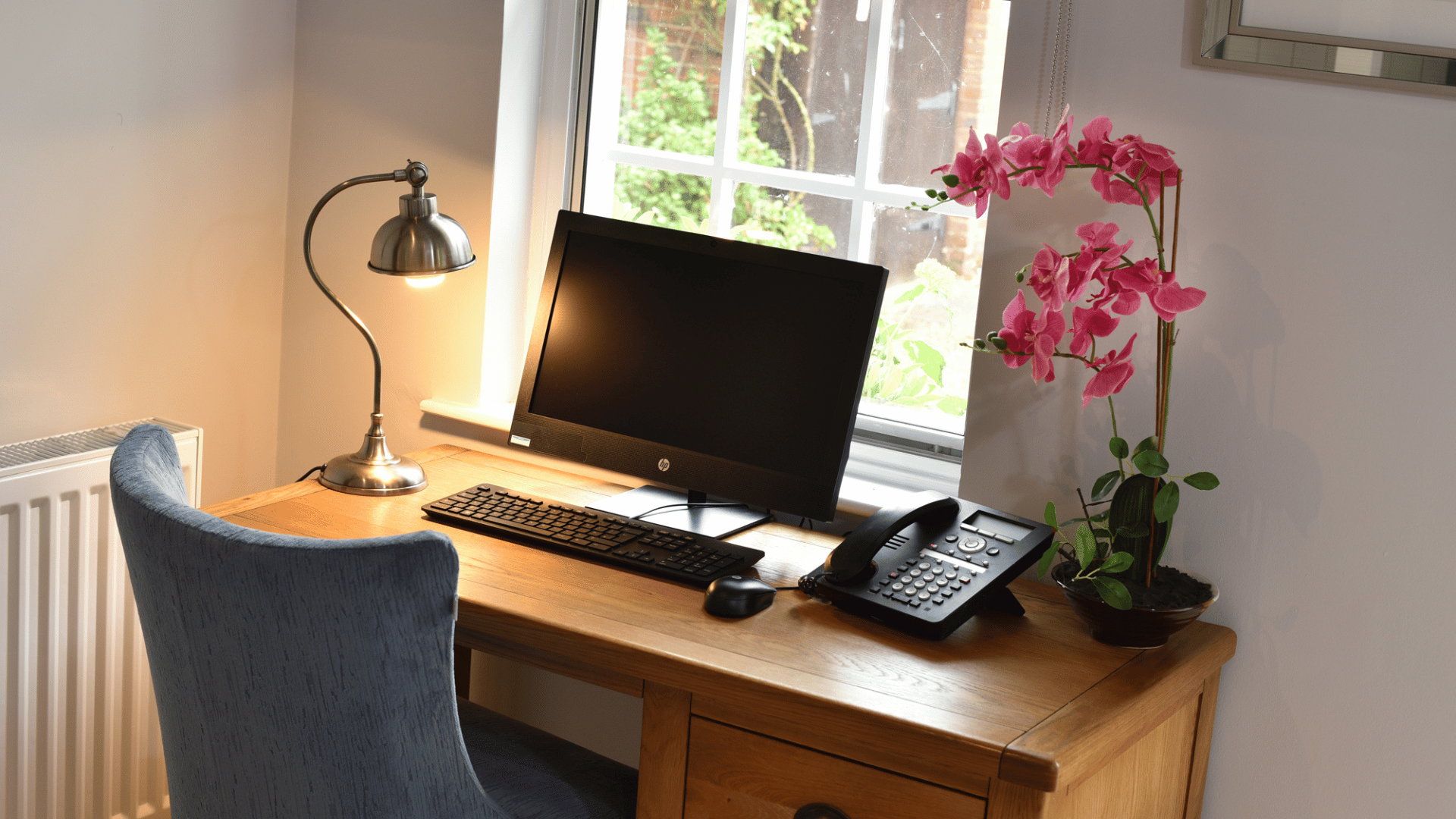 Cottage Private Work Space